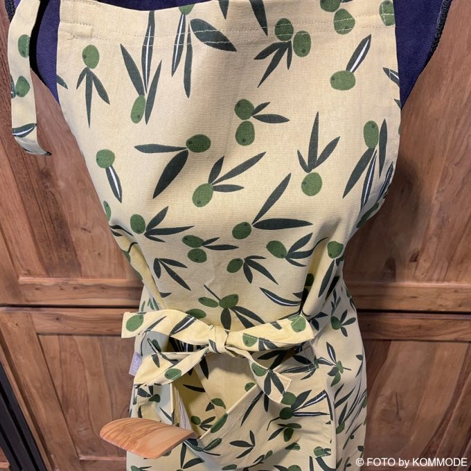 FINESSE_Kuechenschuerze_CHEF_mit_Taschen_Oliven_Fb_gelb_gruen